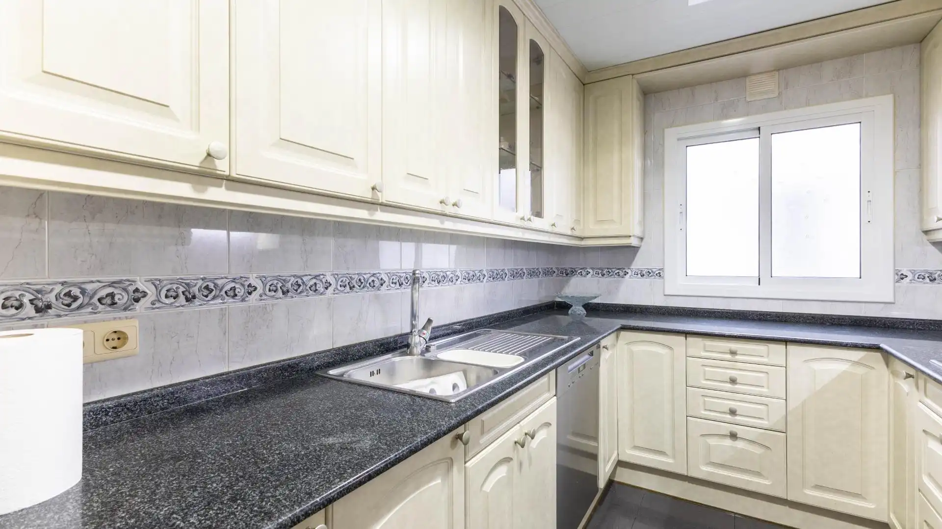 Cocina de Ático en venta en Barcelona con Aire acondicionado y Terraza