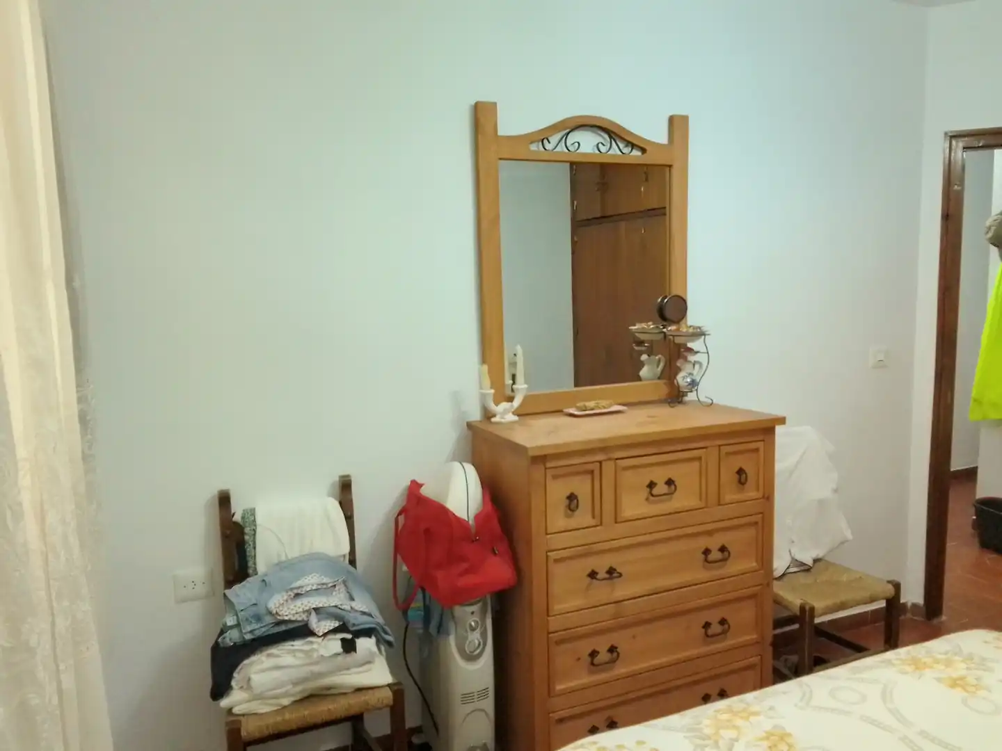 Dormitori de Apartament en venda en Grazalema amb Aire condicionat, Terrassa i Balcó