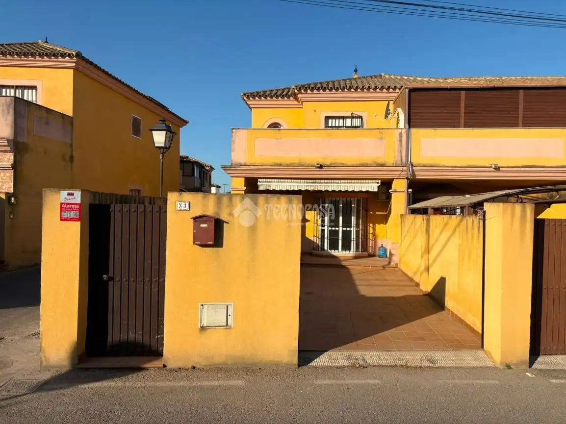 Vista exterior de Casa o chalet en venta en Sanlúcar de Barrameda
