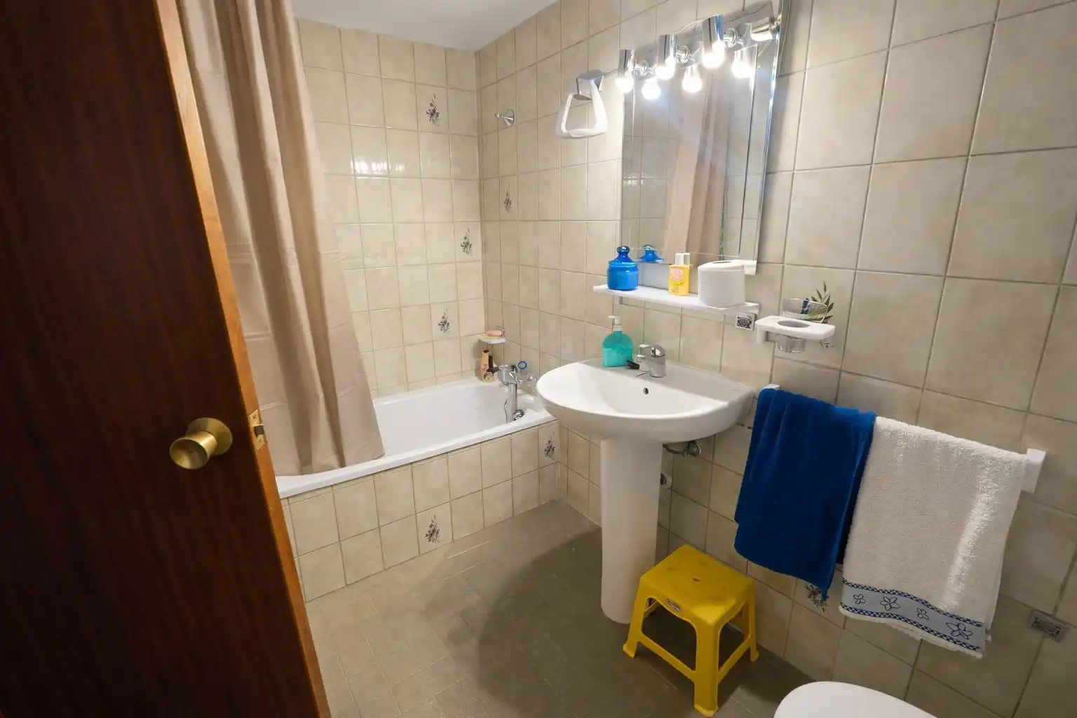 Baño de Apartamento de alquiler en San Roque
