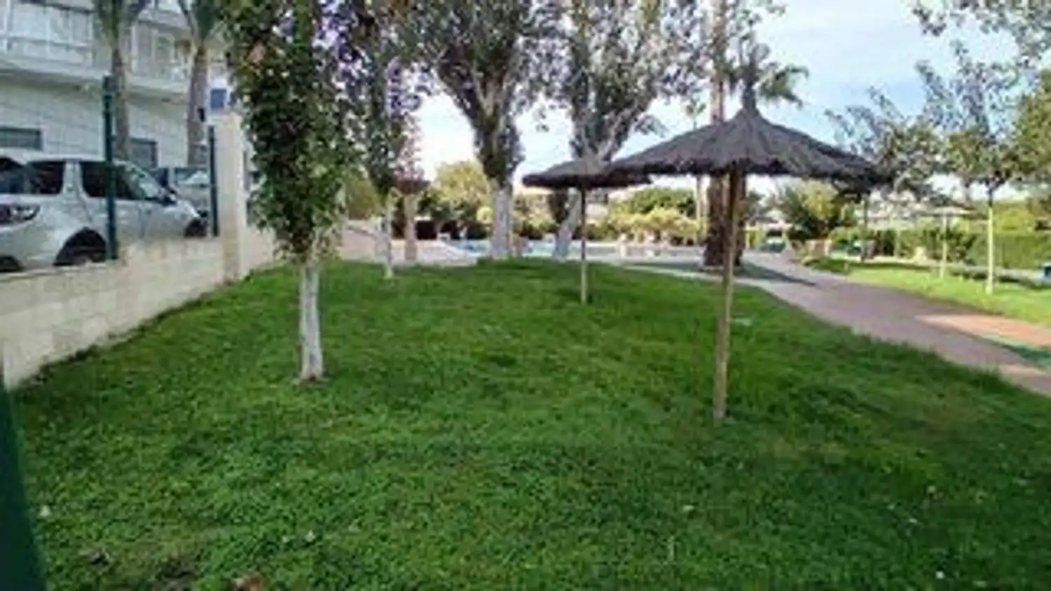Jardín de Piso en venta en Alicante / Alacant con Aire acondicionado, Calefacción y Jardín privado