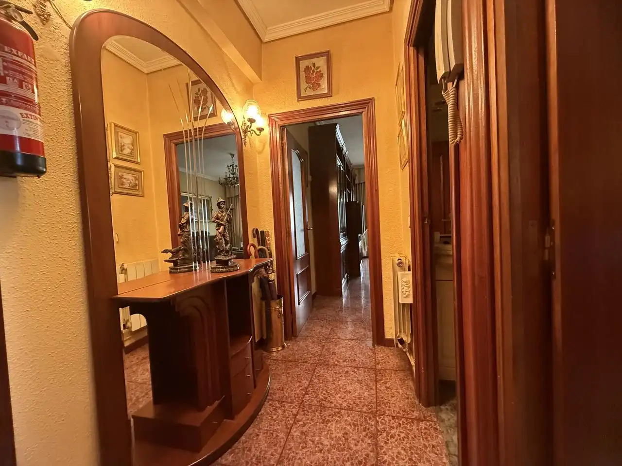 Piso en venta en Madrid con Calefacción y Terraza