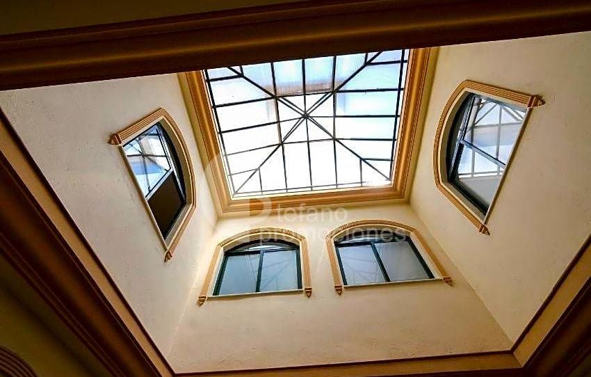 Foto 1 de Pis en venda a Principal, Ensanche Centro - Puerto, Málaga