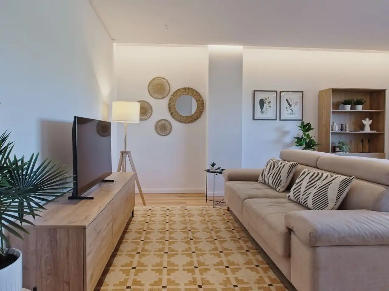 Sala d'estar de Pis de lloguer en León Capital  amb Calefacció, Parquet i Terrassa