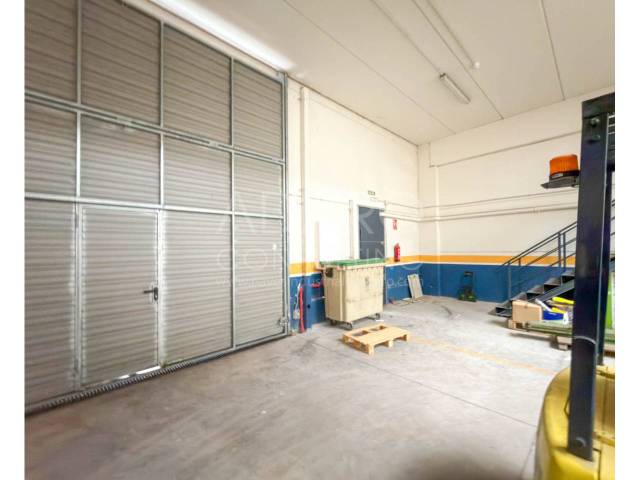 Nave industrial en Alquiler en Calle Newton en Valdepelayo - Montepinos - Arroyo Culebro