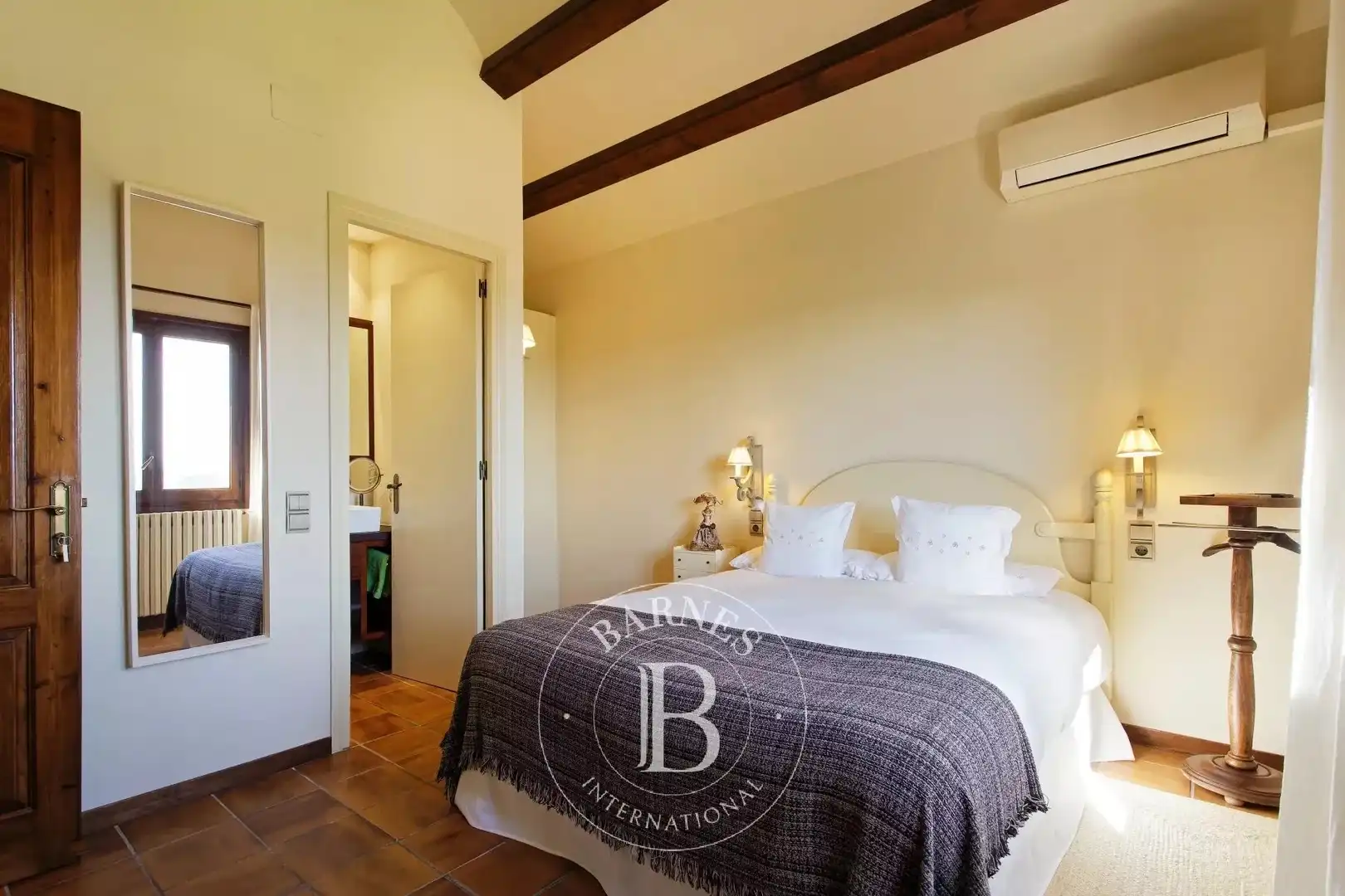 Bedroom of Houses for sale in Vilobí del Penedès  with Air Conditioner, Heating and Swimming Pool