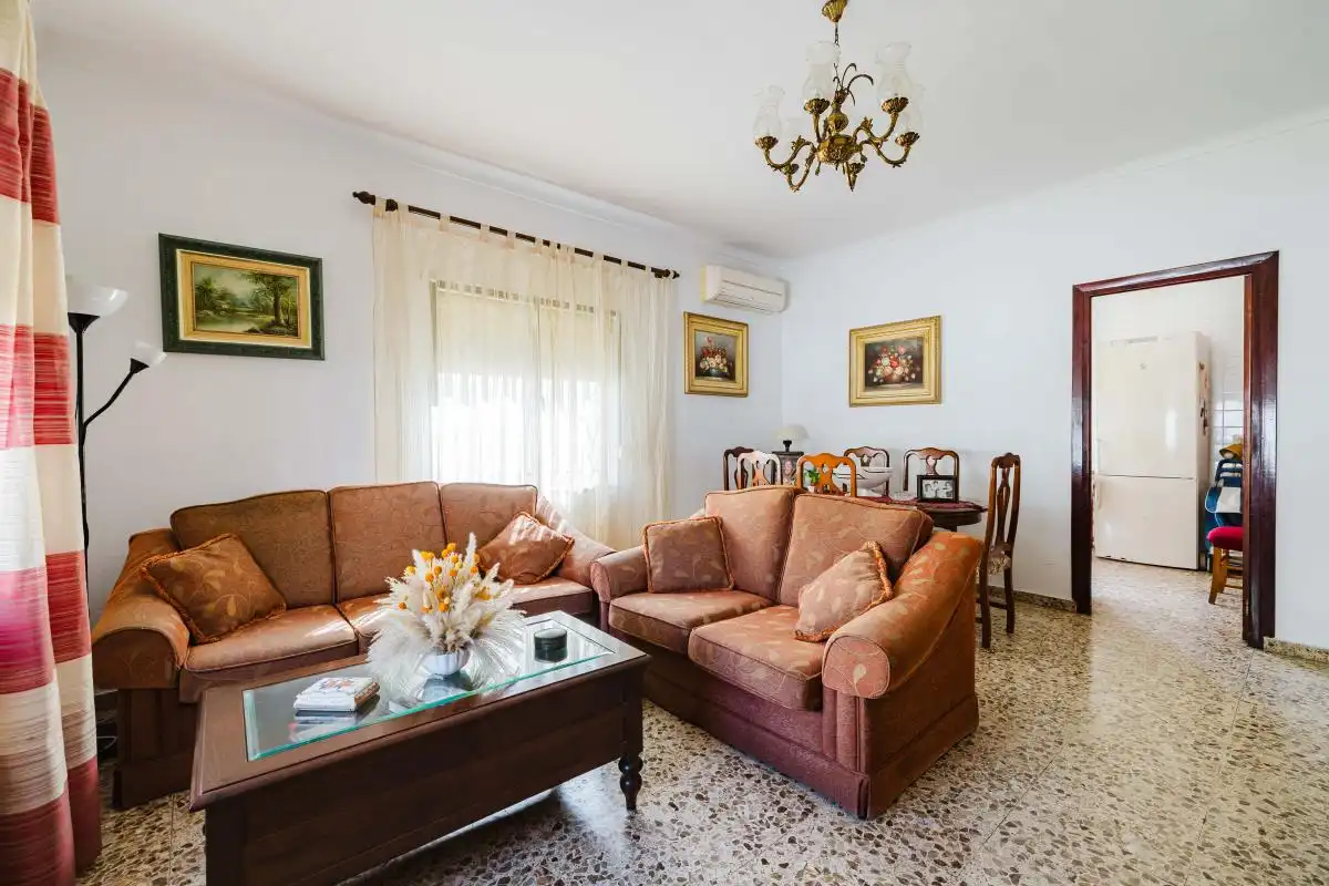 Sala de estar de Casa o chalet en venta en Torrox con Aire acondicionado, Calefacción y Jardín privado