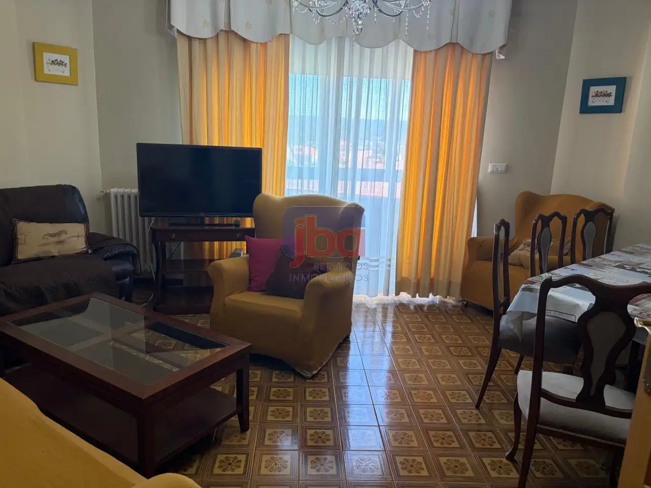 Sala d'estar de Pis de lloguer en Ourense Capital  amb Calefacció i Parquet