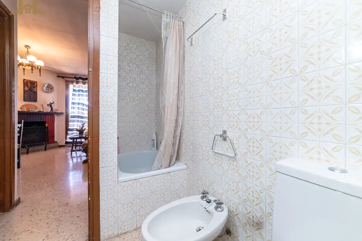 Bathroom of Flat for sale in San Martín de Valdeiglesias  with Heating and Terrace