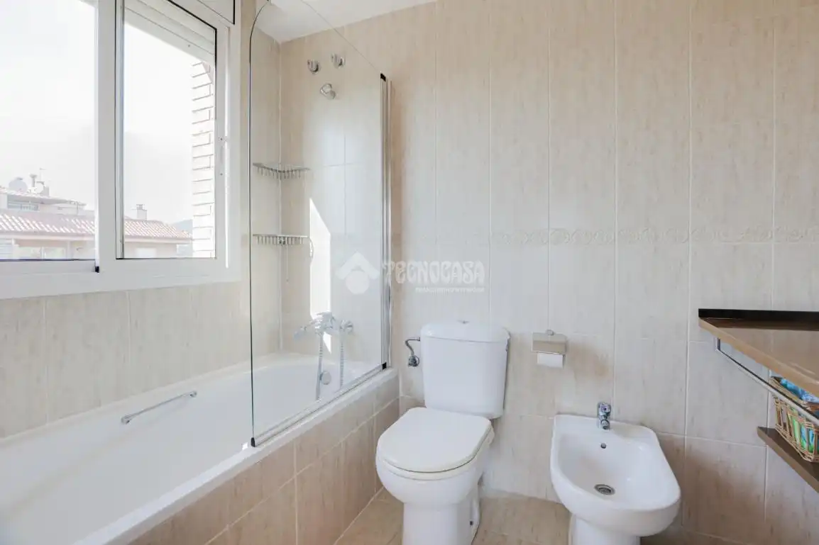 Baño de Piso en venta en Sant Feliu de Llobregat con Aire acondicionado y Balcón
