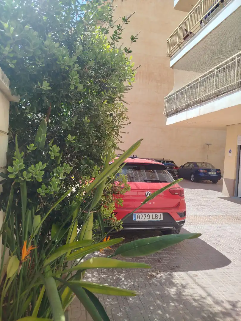 Aparcament de Pis en venda en El Campello amb Moblat i Balcó