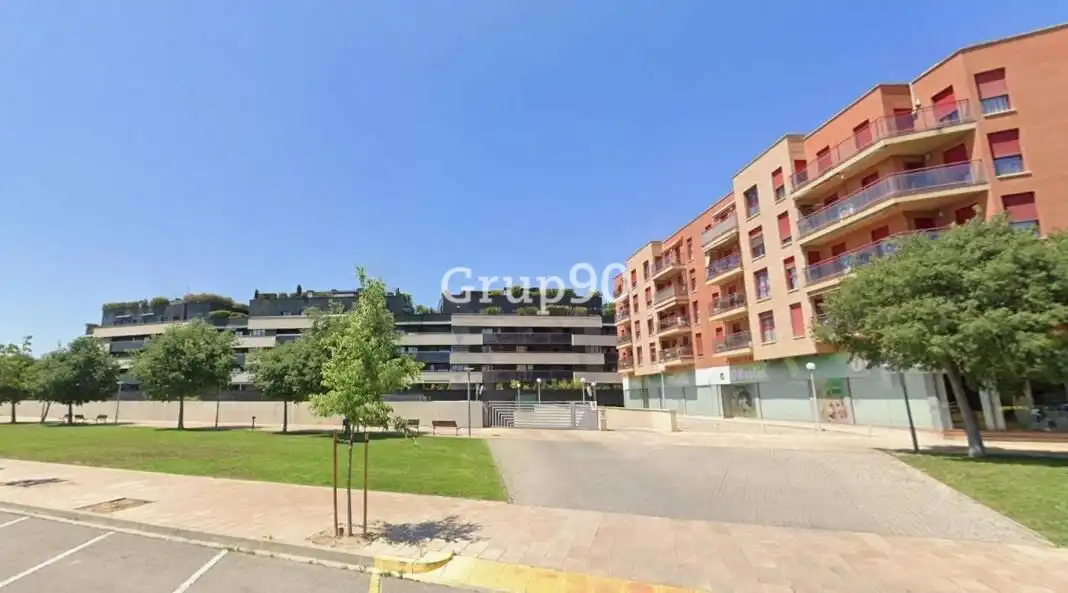 Vista exterior de Garatge en venda en Lleida