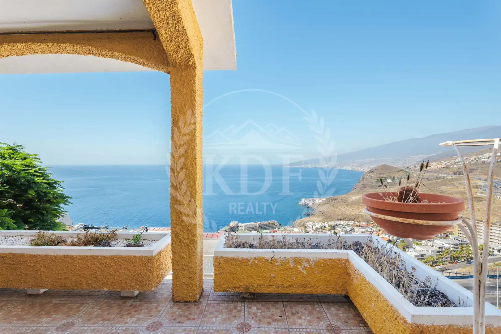 Vista exterior de Casa o chalet en venta en El Rosario con Aire acondicionado, Jardín privado y Terraza