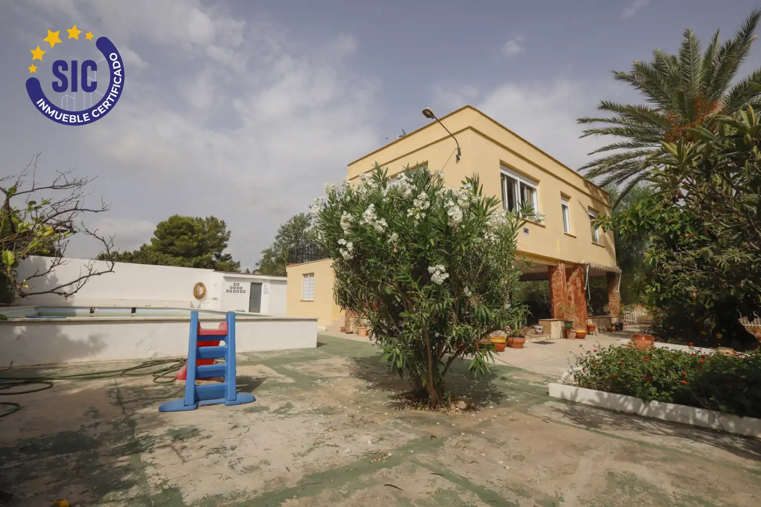Exterior view of Houses for sale in Bétera  with Private garden, Terrace and Storage room