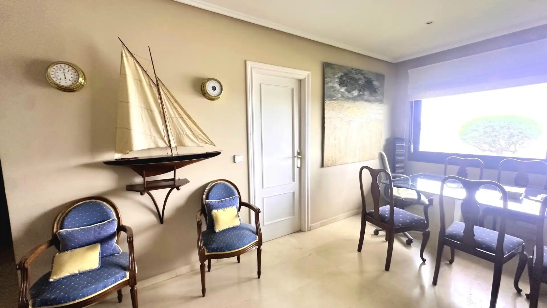 Comedor de Piso en venta en Castro-Urdiales con Calefacción, Trastero y Amueblado
