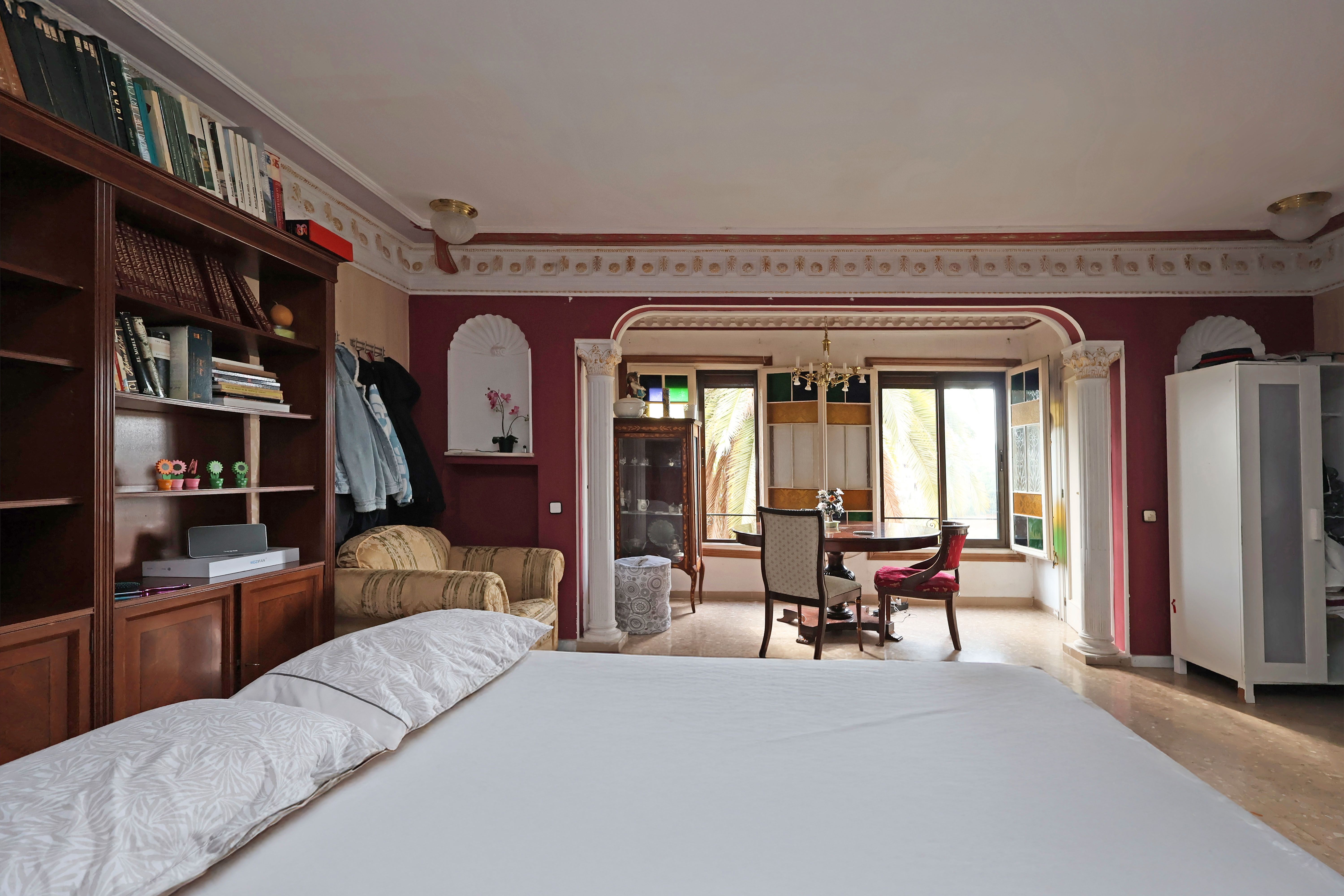 Dormitori de Casa o xalet en venda en Esplugues de Llobregat amb Terrassa, Traster i Balcó