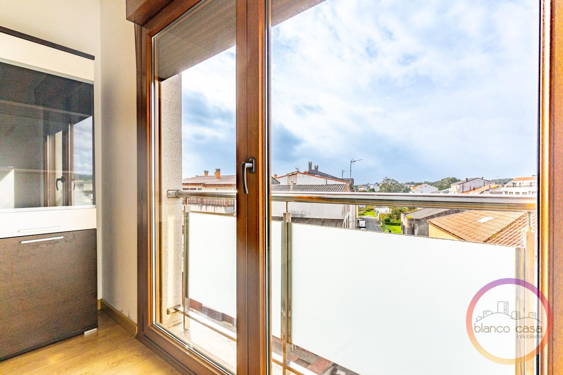 Terraza de Piso en venta en Carballo con Amueblado y Balcón