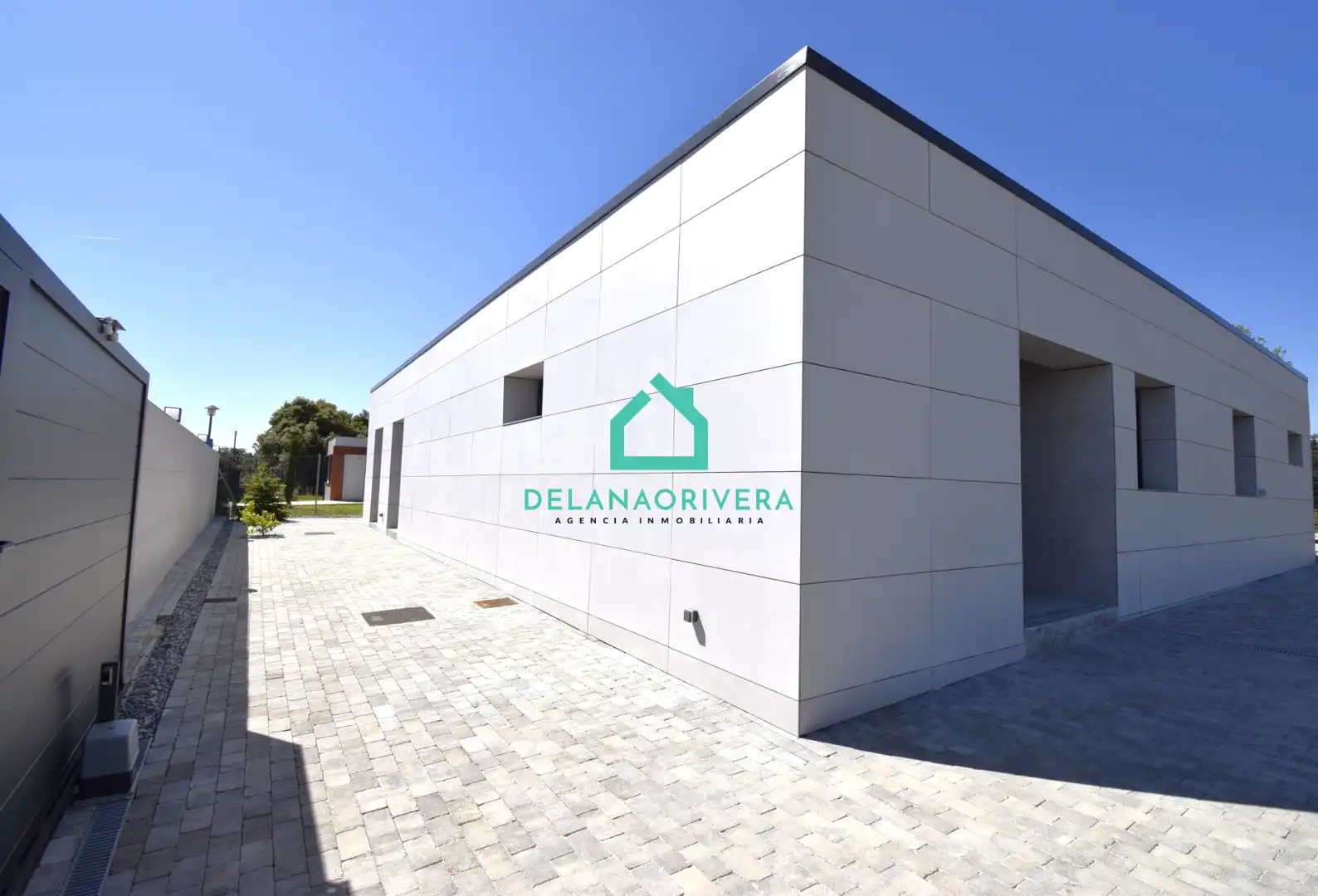 Exterior view of Houses for sale in Pozo de Guadalajara  with Heating, Private garden and Furnished