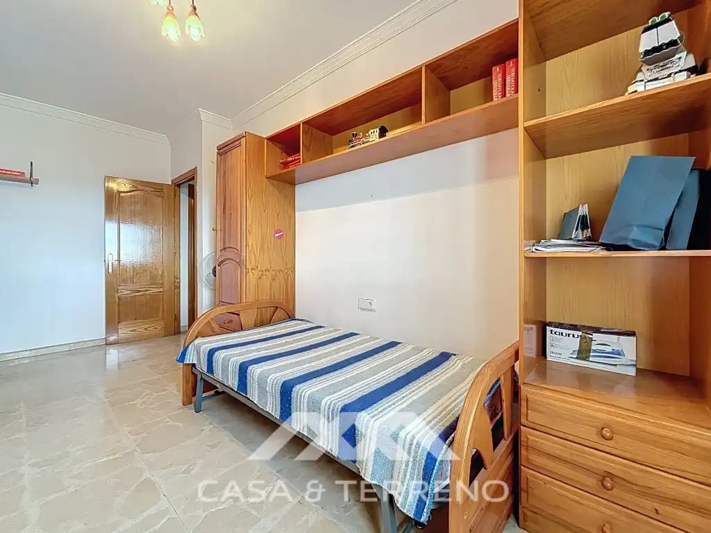 Habitación de Casa o chalet en venta en Vélez-Málaga con Aire acondicionado, Jardín privado y Terraza