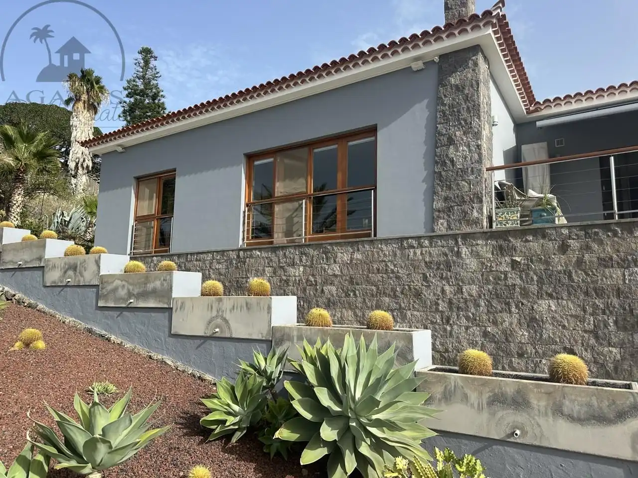 Vista exterior de Casa o xalet en venda en Buenavista del Norte amb Jardí privat i Terrassa