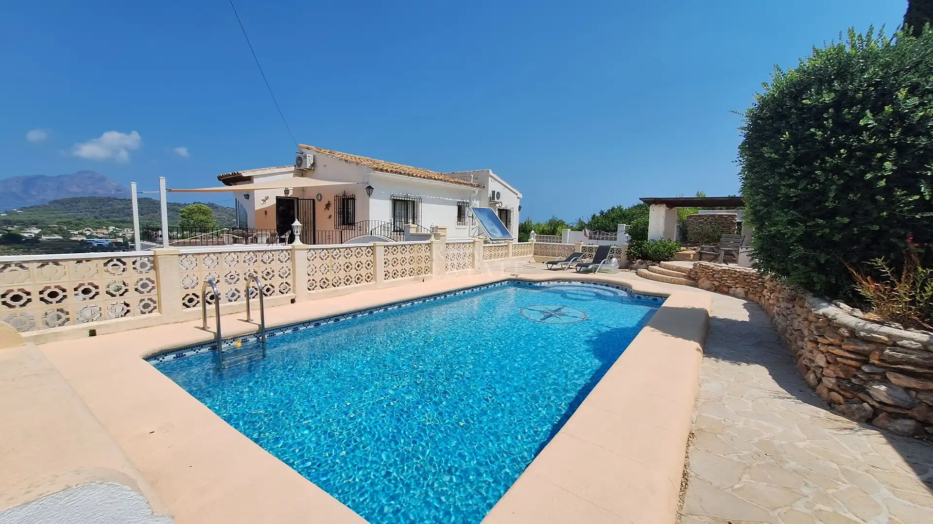 Piscina de Casa o xalet en venda en Jávea / Xàbia amb Aire condicionat, Terrassa i Traster