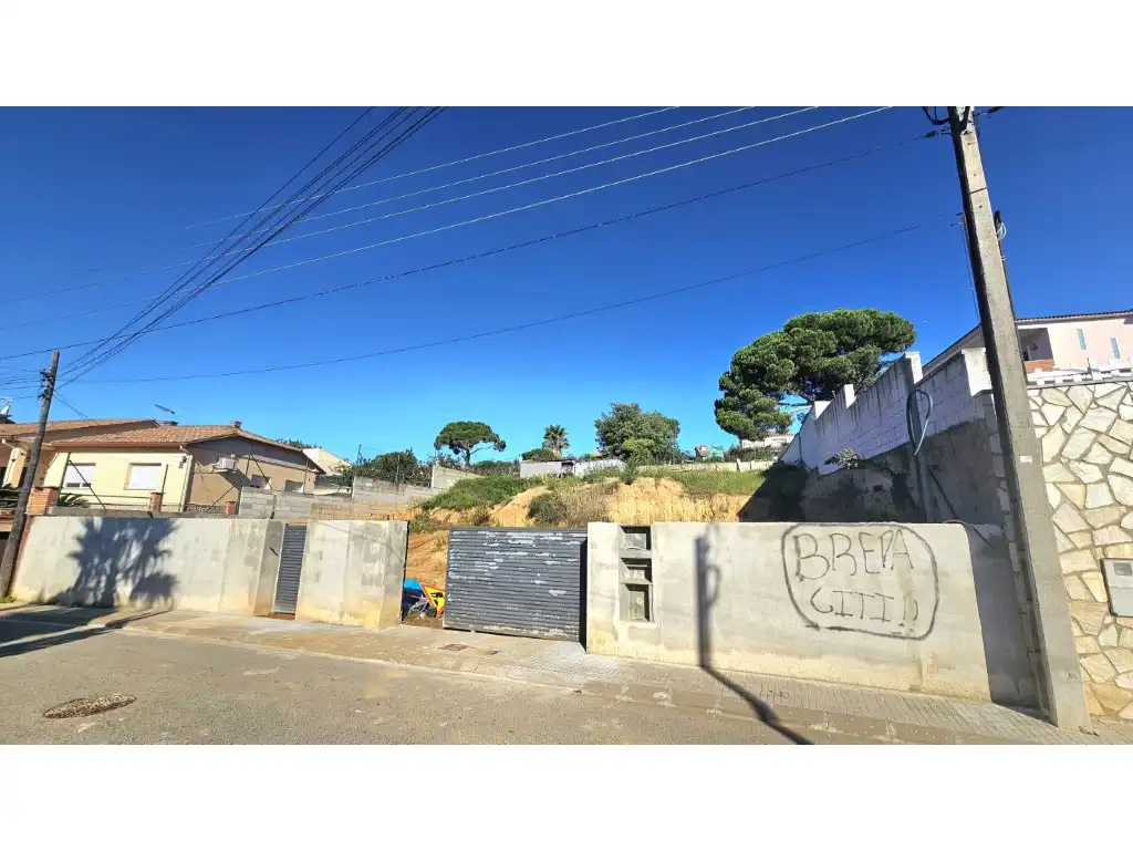 Wohnbaugrundstück zum Verkauf in Calle Emporda (P.P. I) 13, imagen 4