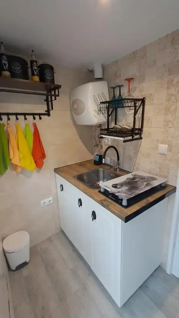 Cuina de Planta baixa en venda en Narrillos del Álamo amb Traster, Moblat i Microones