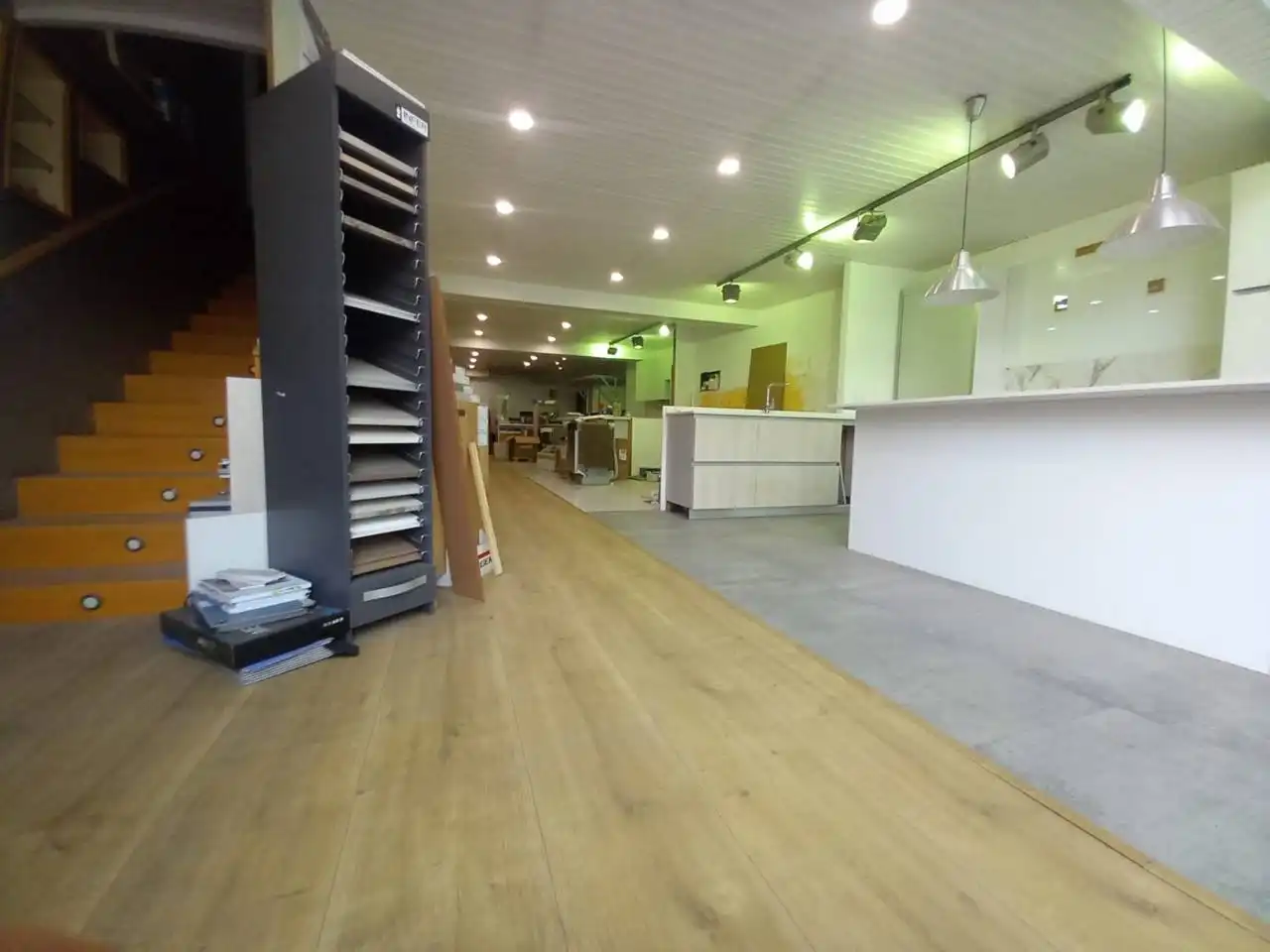 Local comercial en venda a Avenida LERIDA, imagen 2