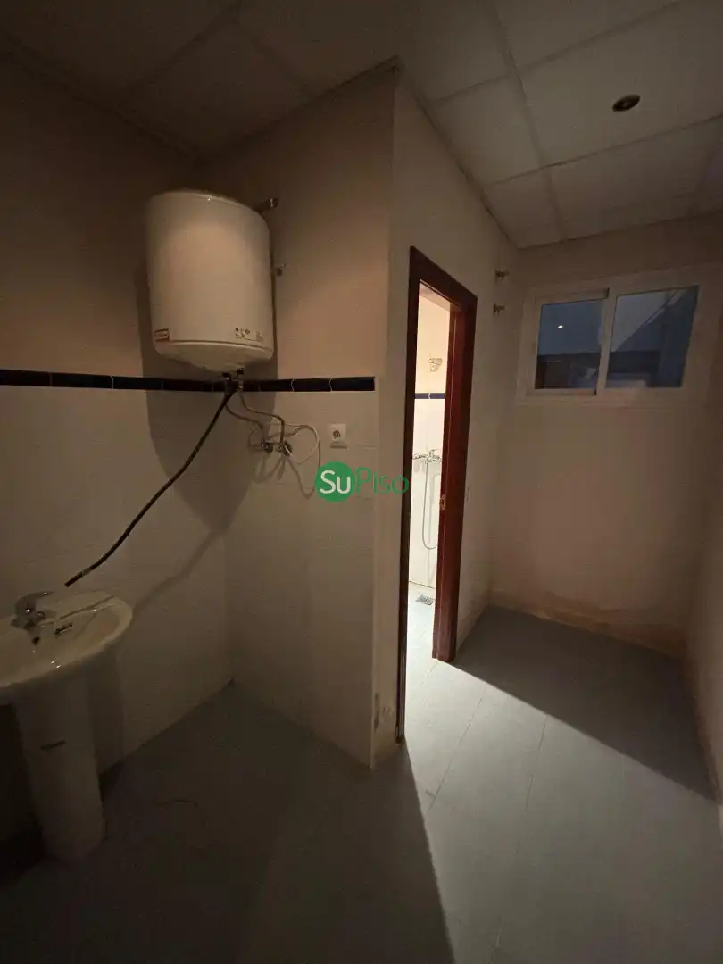 Dormitori de Nau industrial en venda en Illescas amb Alarma