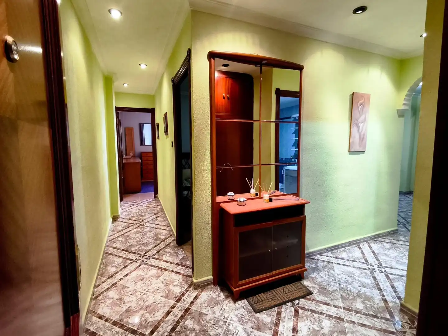 Flat for sale in San Fernando  with Air Conditioner