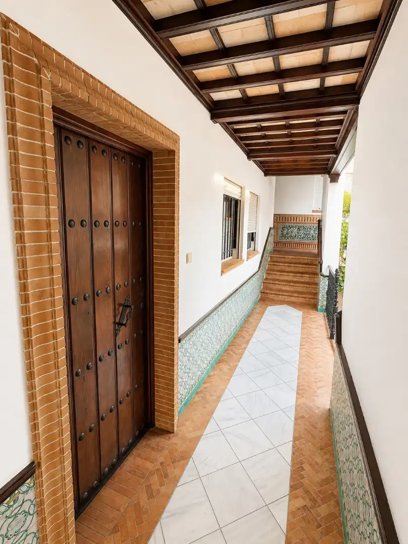 Piso en venta en Sanlúcar la Mayor con Terraza, Balcón y Internet