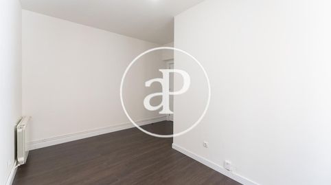 Photo 5 of Flat for rent in C. Marqués de Monasterio, Justicia - Chueca, Madrid Capital