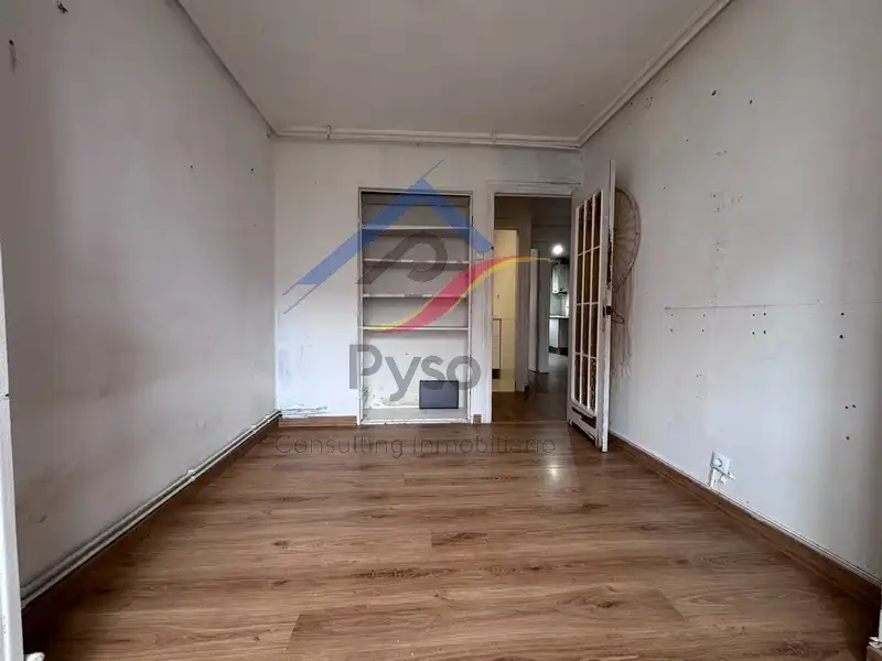 Sala d'estar de Pis en venda en Santander amb Calefacció, Forn i Internet