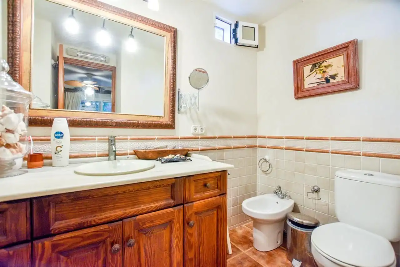 Bathroom of Commercial properties for sale in Pulpí
