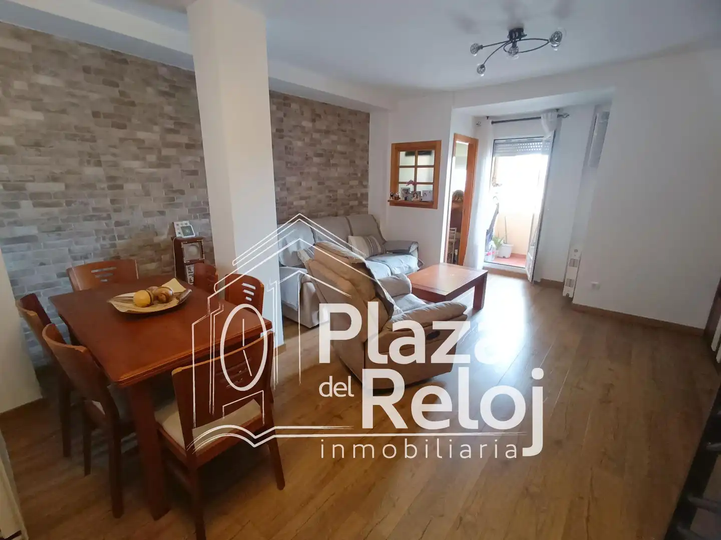 Sala de estar de Dúplex en venta en Talavera de la Reina con Calefacción, Terraza y Trastero