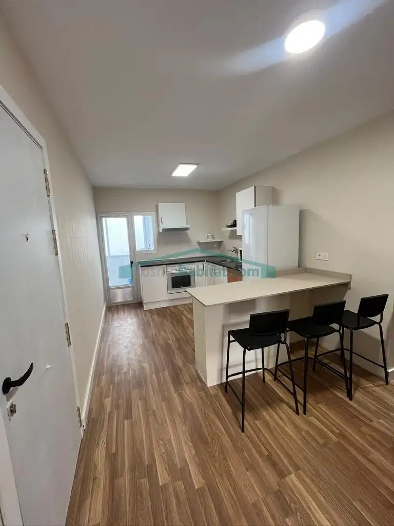 Piso con terraza en venta en Centre - Zona Alta
