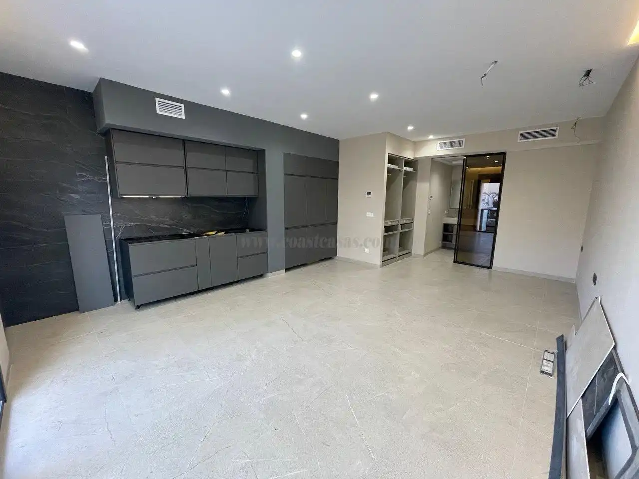 Estudio en venta en Torrevieja con Aire acondicionado, Calefacción y Terraza