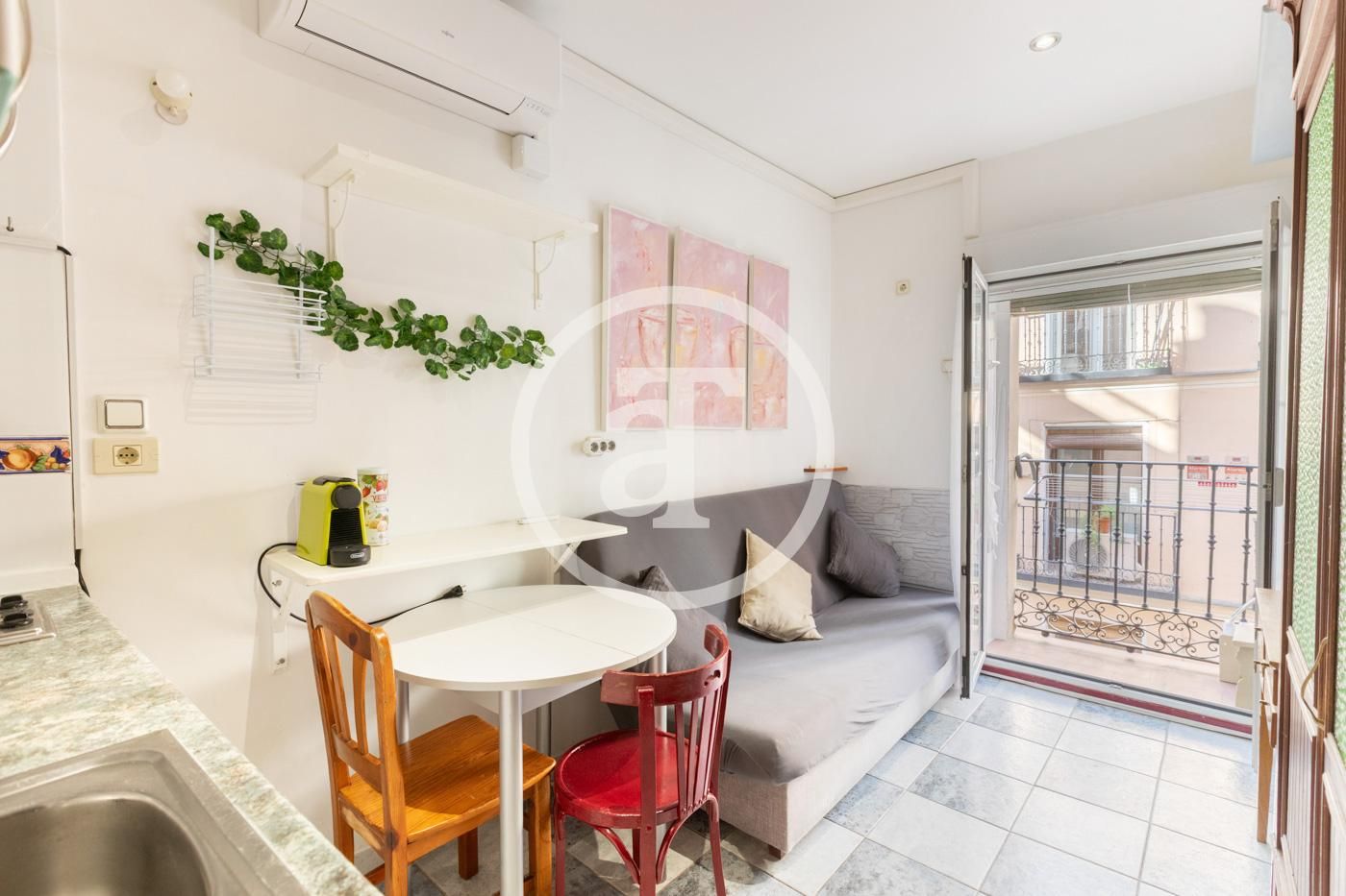 Exterior view of Flat to rent in  Madrid Capital  with Air Conditioner, Heating and Furnished