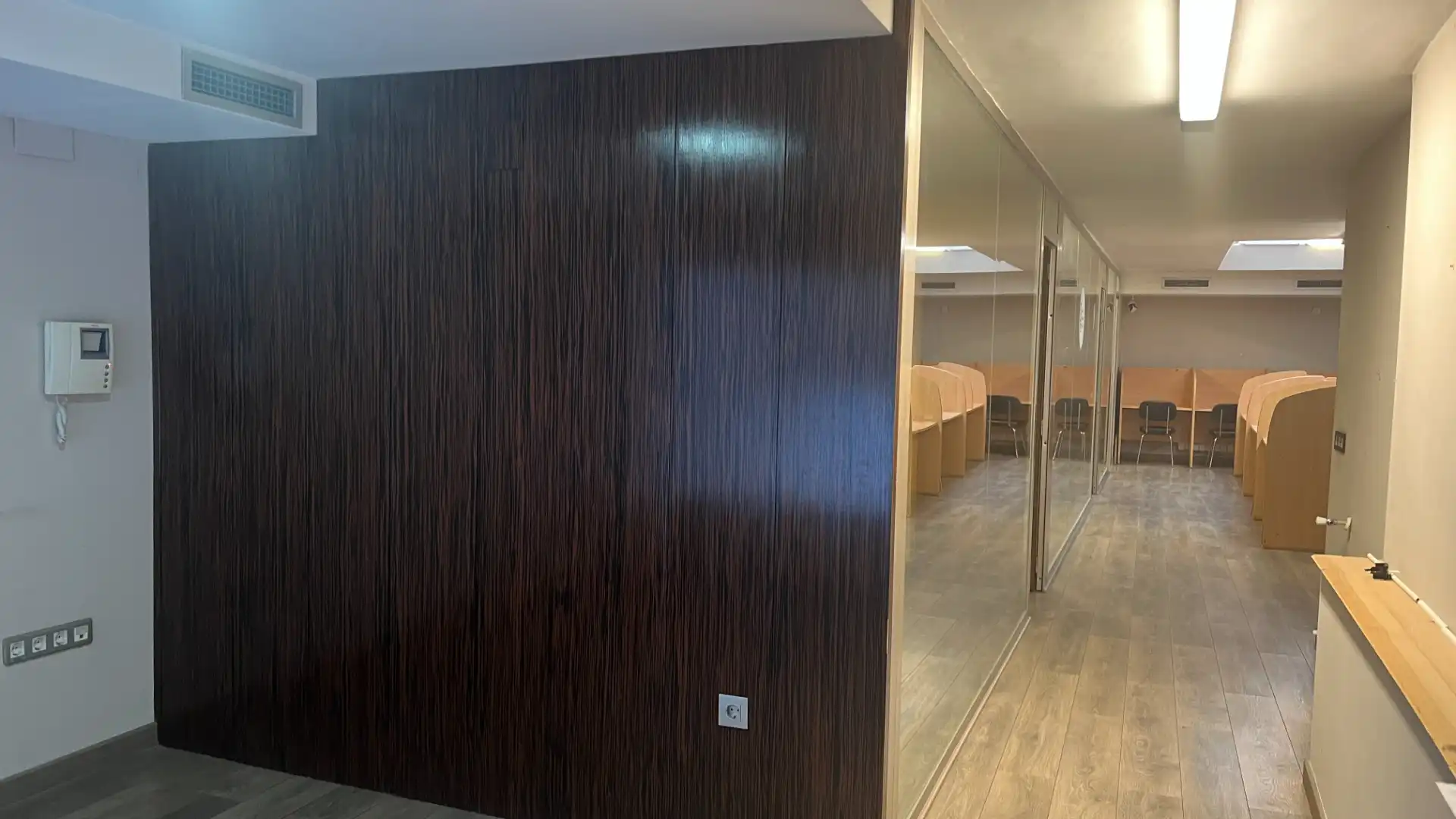 Office for rent in Valencia  with Furnished