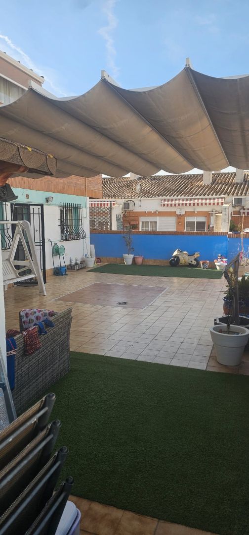 Garden of Attic for sale in Burjassot  with Terrace and Oven