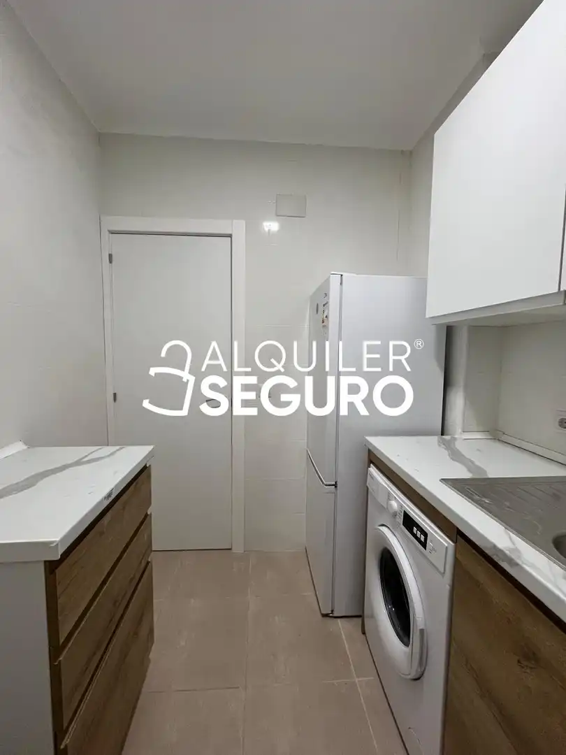 Cuina de Pis de lloguer en Madrid amb Calefacció
