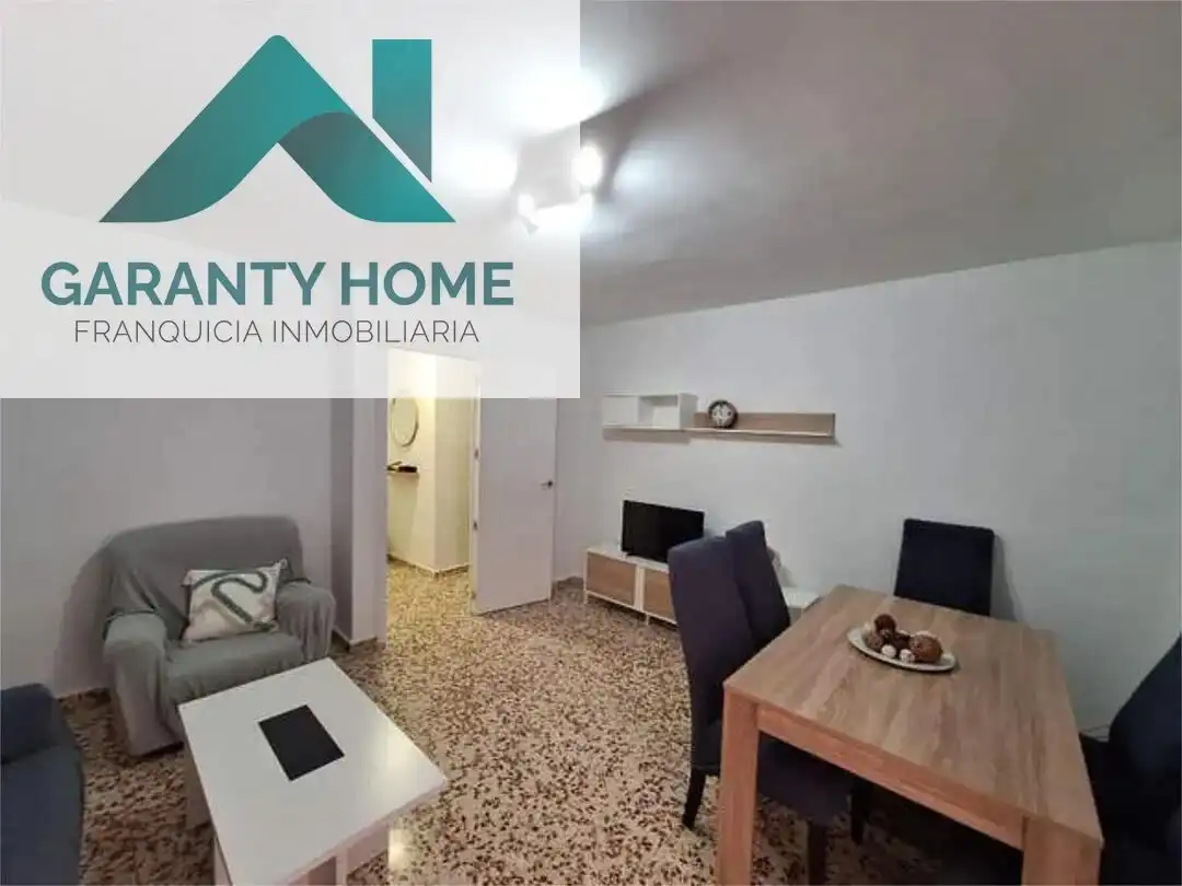 Außenansicht von Wohnung zur Miete in Jaén mit Klimaanlage, Terrasse und Möbliert