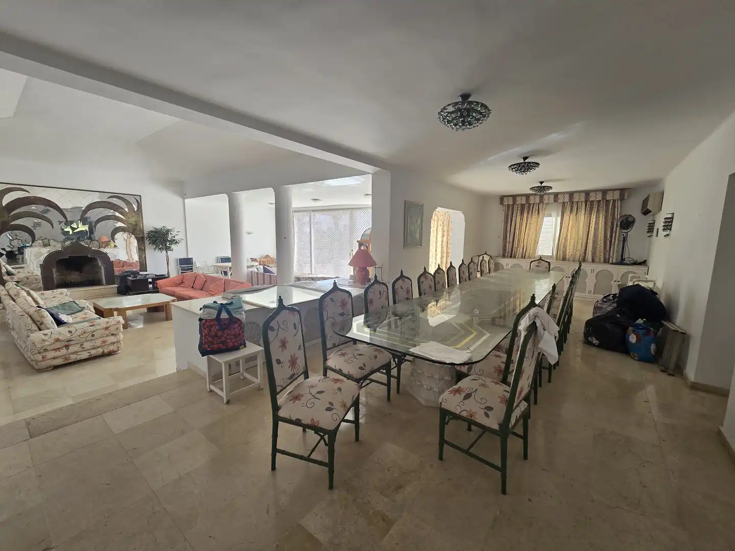Menjador de Casa o xalet en venda en Marbella amb Calefacció, Jardí privat i Terrassa