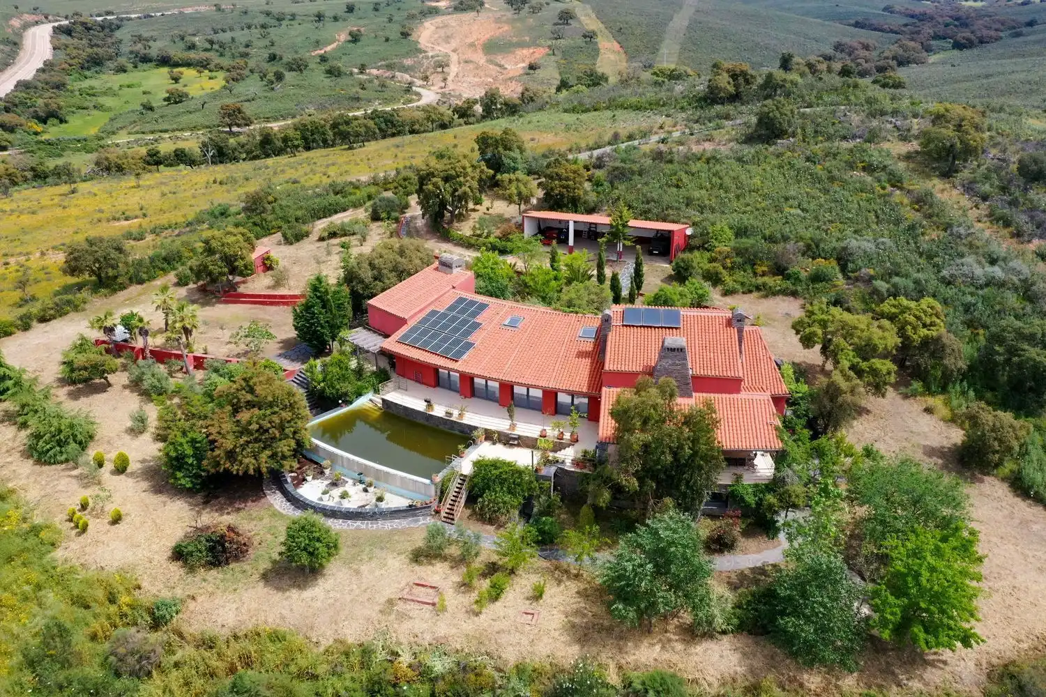 Exterior view of Country homes for sale in Jaraicejo  with Storage room and Community pool
