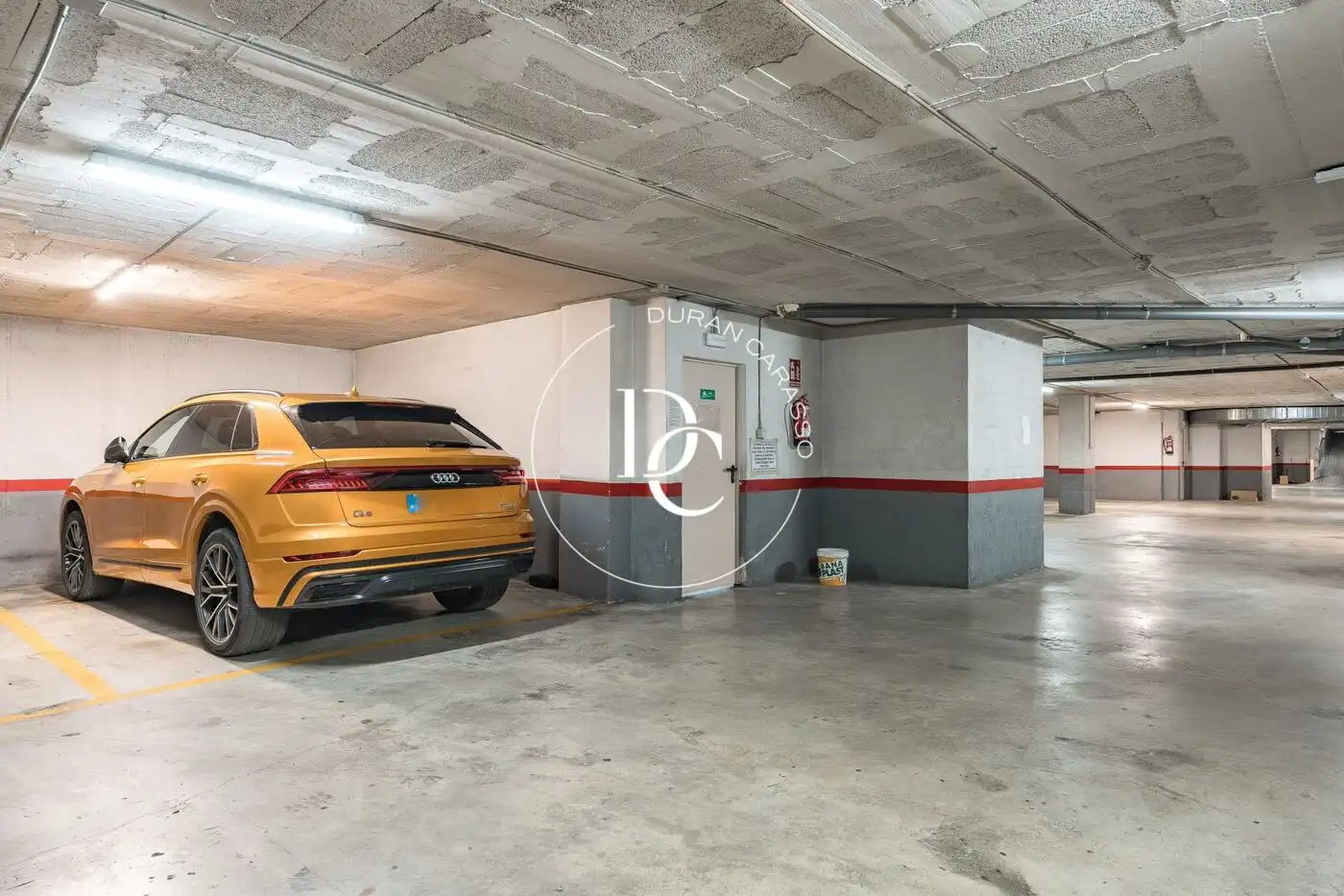 Parking de Ático en venta en Vilanova i la Geltrú con Aire acondicionado, Calefacción y Trastero