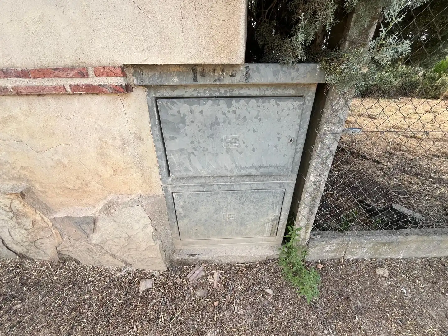 Vista exterior de Finca rústica en venda en Talavera de la Reina amb Jardí privat