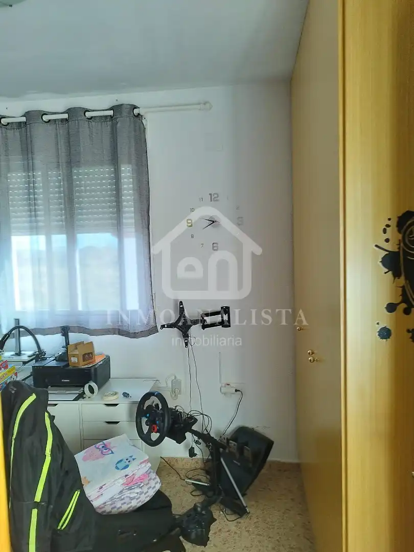 Habitación de Casa adosada en venta en Camporrobles con Calefacción, Terraza y Trastero