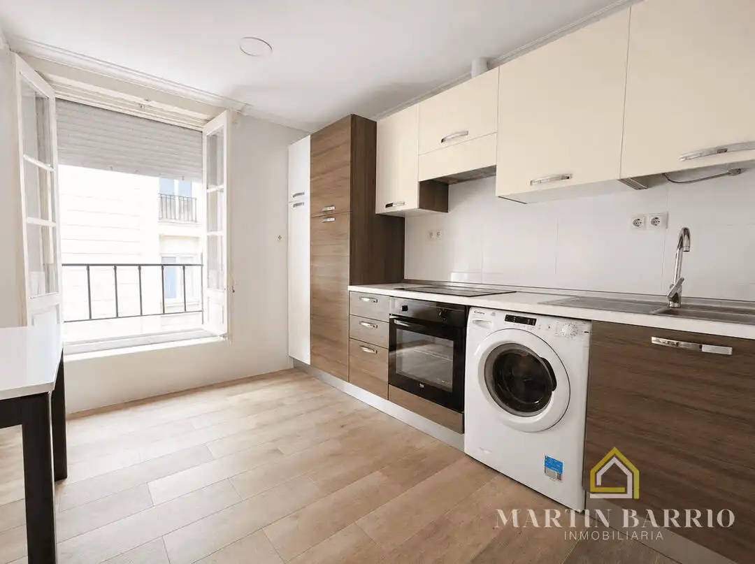 Kitchen of Flat for sale in Sestao   with Balcony and Alarm