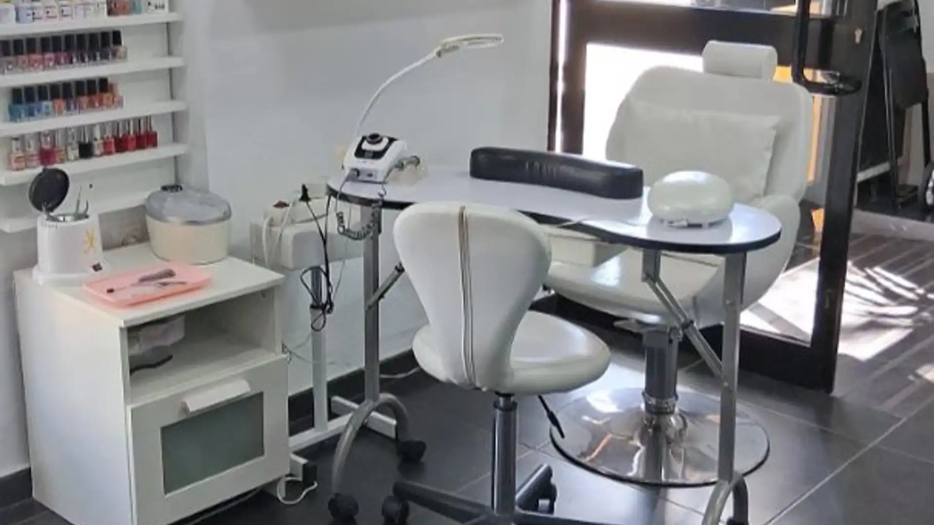 Local de alquiler en Fuengirola con Aire acondicionado, Calefacción y Amueblado