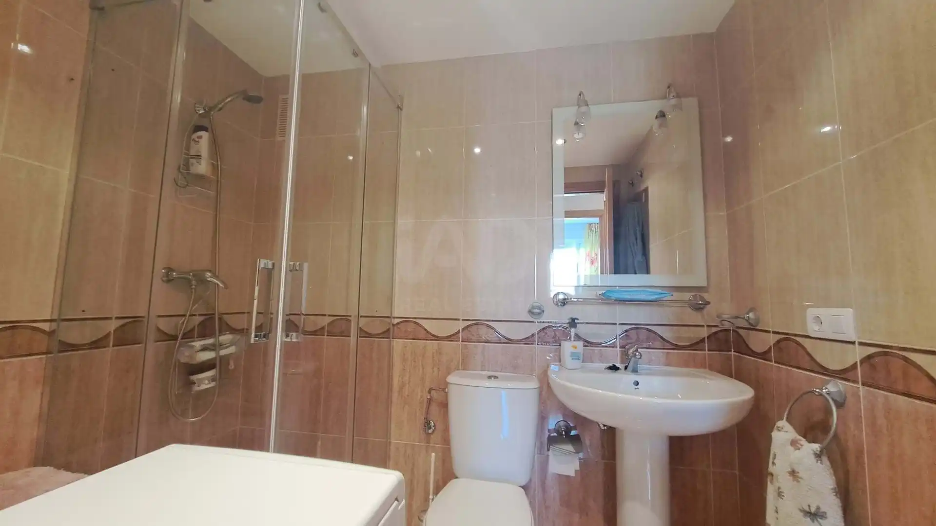 Badezimmer von Wohnung zum Verkauf in Oropesa del Mar / Orpesa mit Klimaanlage, Terrasse und Schwimmbad